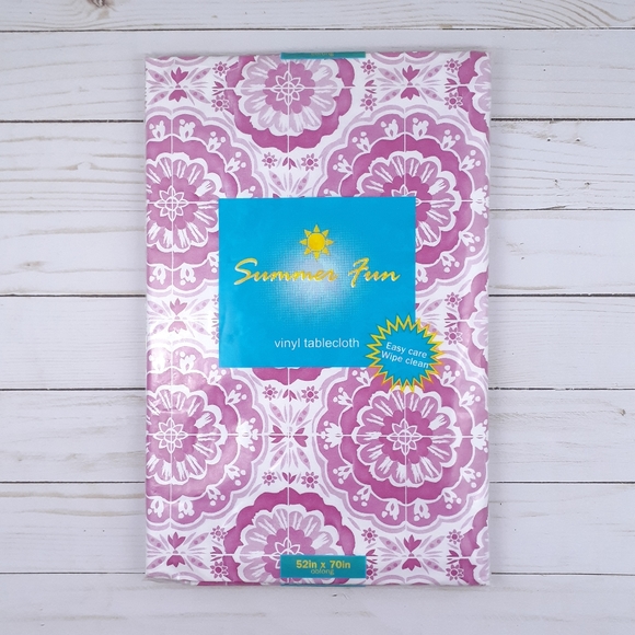 Vinyl Tablecloth Pink Medallions Camping Picnic Party 52x70 - Picture 1 of 2